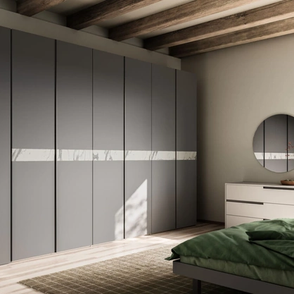 Armadio su misura Lena 35 con inserto in marmo di Orme