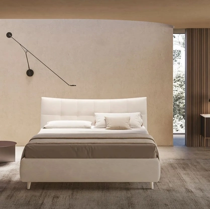 Letto con testiera capitonné Allison di Ergogreen