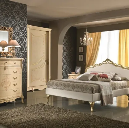 Letto Argo in tessuto con testiera con cornice in legno lavorata in foglia oro di Euro Design