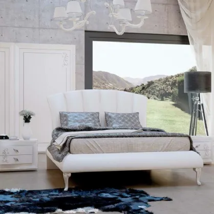 Letto in ecopelle con testiera arrotondata Julia di Euro Design