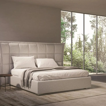 Letto imbottito con testiera trapuntata Maya High di Ergogreen