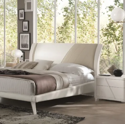 Letto in ecopelle con testiera Orizzonte Tortora di Euro Design