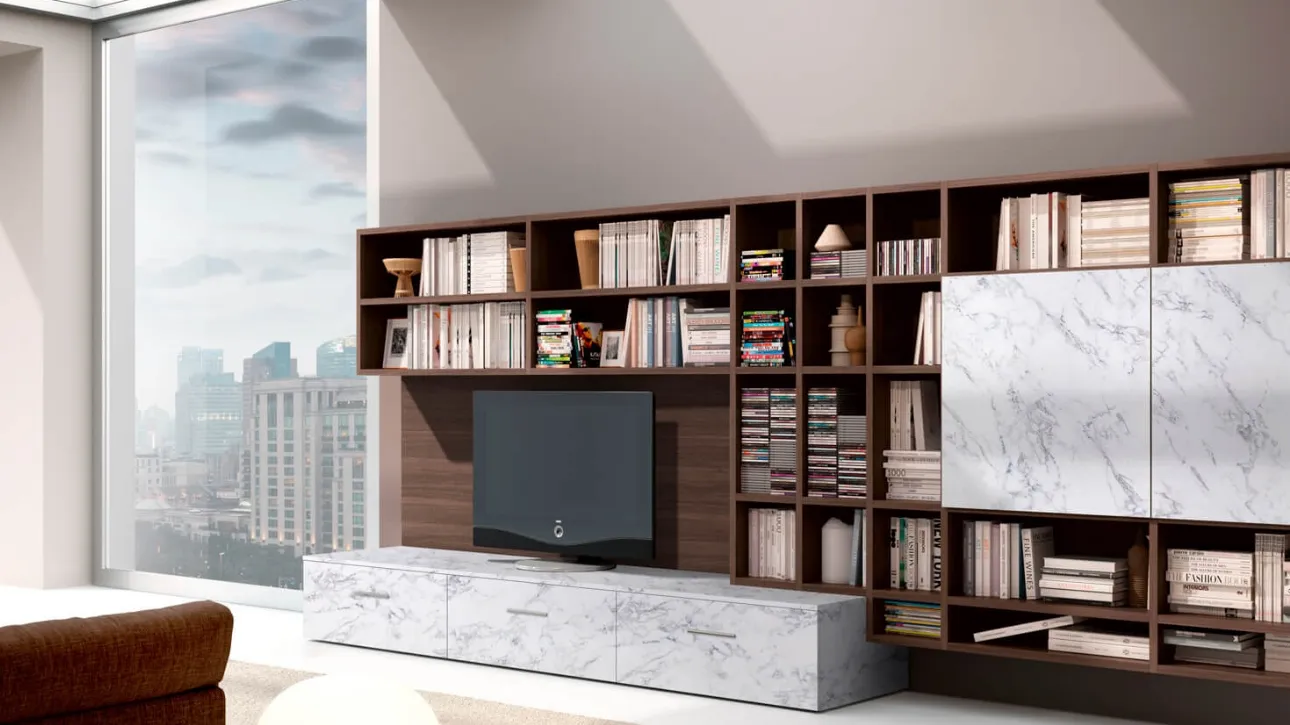 Libreria Living 81D con ante in materico effetto marmo bianco di Carrara e vani a giorno in legno di Olmo di Ferrimobili