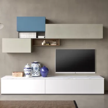 Parete dal design moderno in laccato opaco con top in finitura marmo bianco di Mab