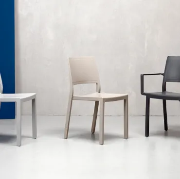 Versatile sedia Kate di Scab Design