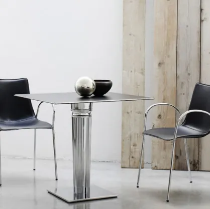 Sedia Zebra Pop con braccioli imbottita con struttura in tubo di acciaio di Scab Design
