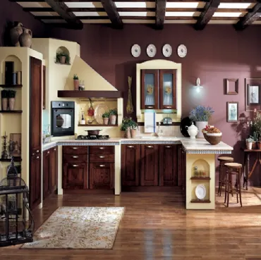 Cucina classica in linea Dacia in legno di Di Iorio