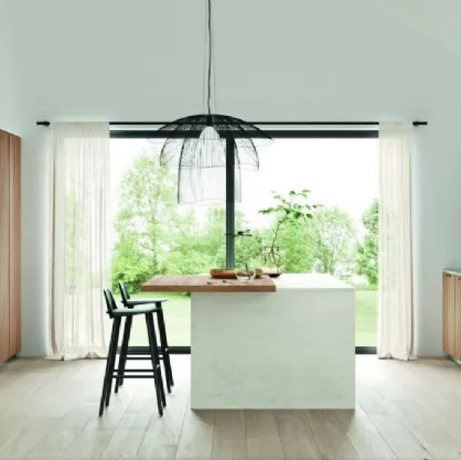 Cucina Moderna Energy comp 01 in Noce Caldo di Lyons Cucine
