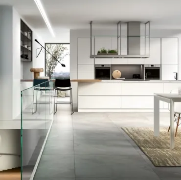 Cucina Moderna con penisola Kira e Sigma comp 10 in Bianco Opaco di Lyons Cucine