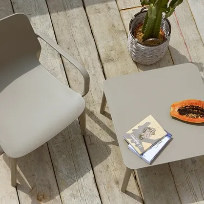 Tavolino in plastica Argo di Scab Design
